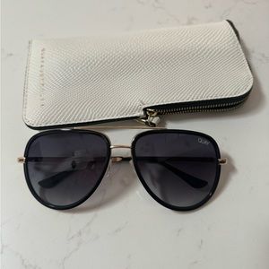 Brand new Quay sunglasses